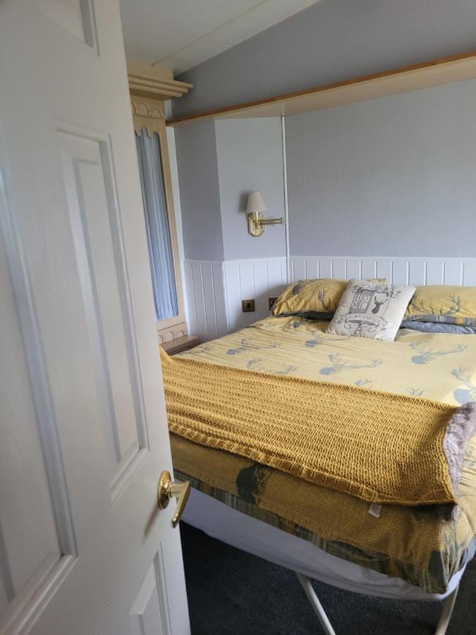 Rooms At Tarrareoch Bathgate Bagian luar foto