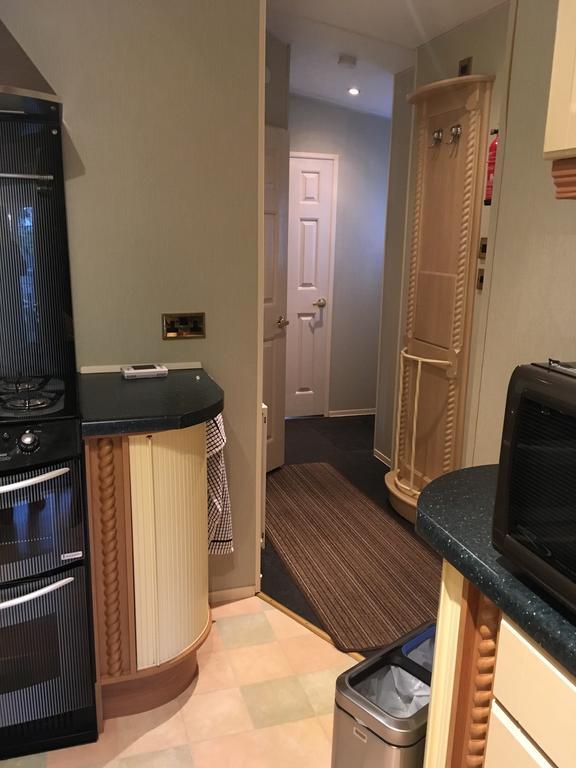 Rooms At Tarrareoch Bathgate Bagian luar foto